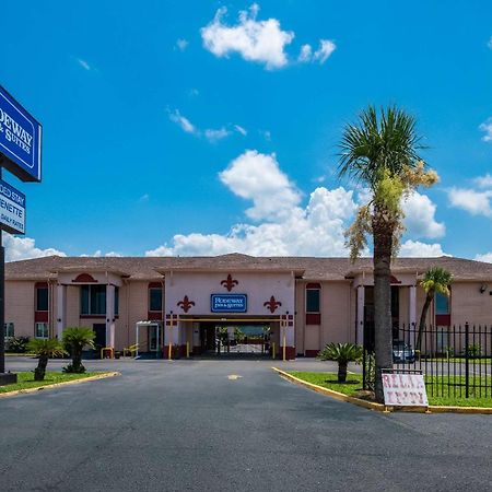 Rodeway Inn & Suites East New Orleans Ngoại thất bức ảnh