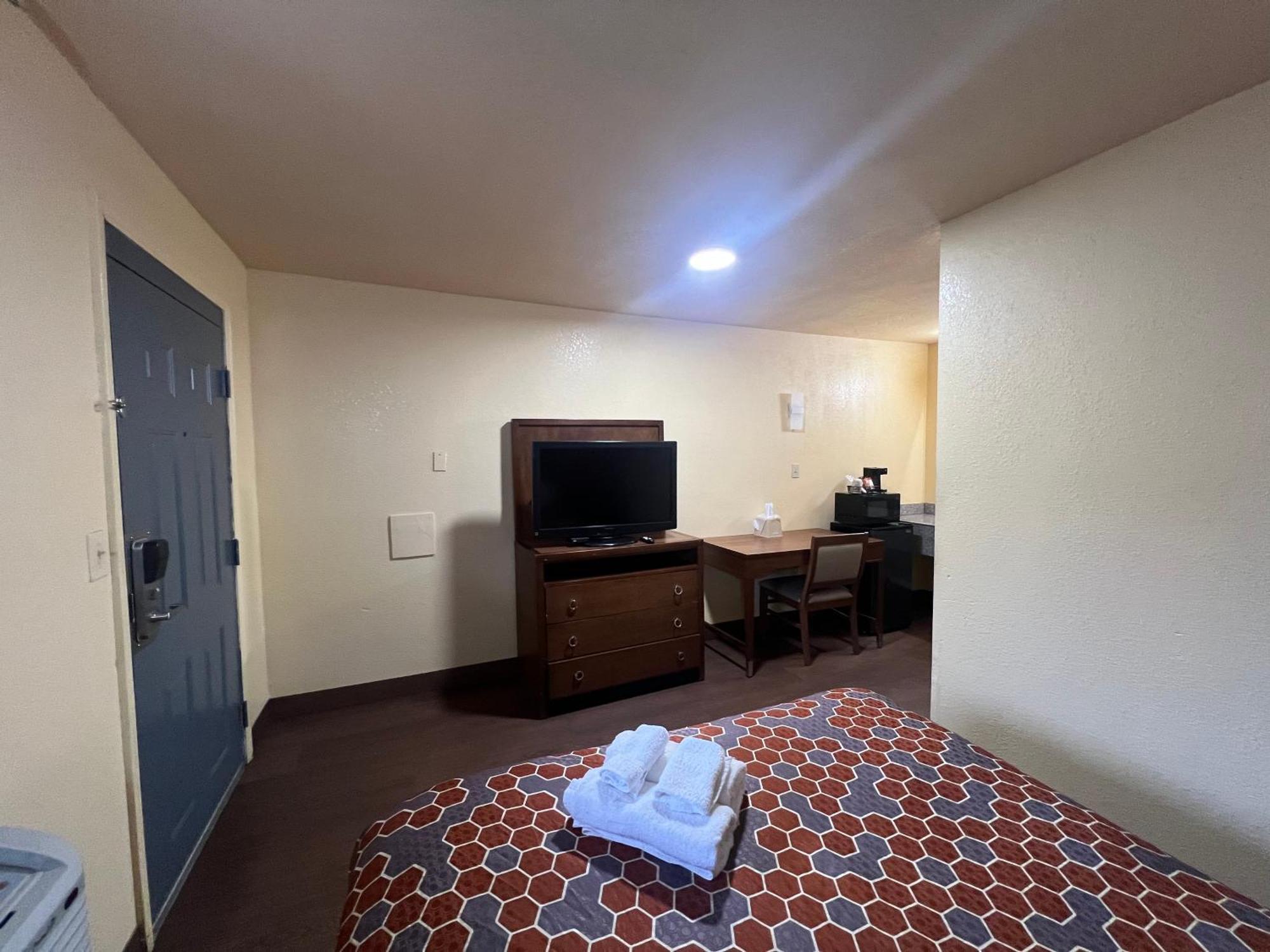 Rodeway Inn & Suites East New Orleans Ngoại thất bức ảnh
