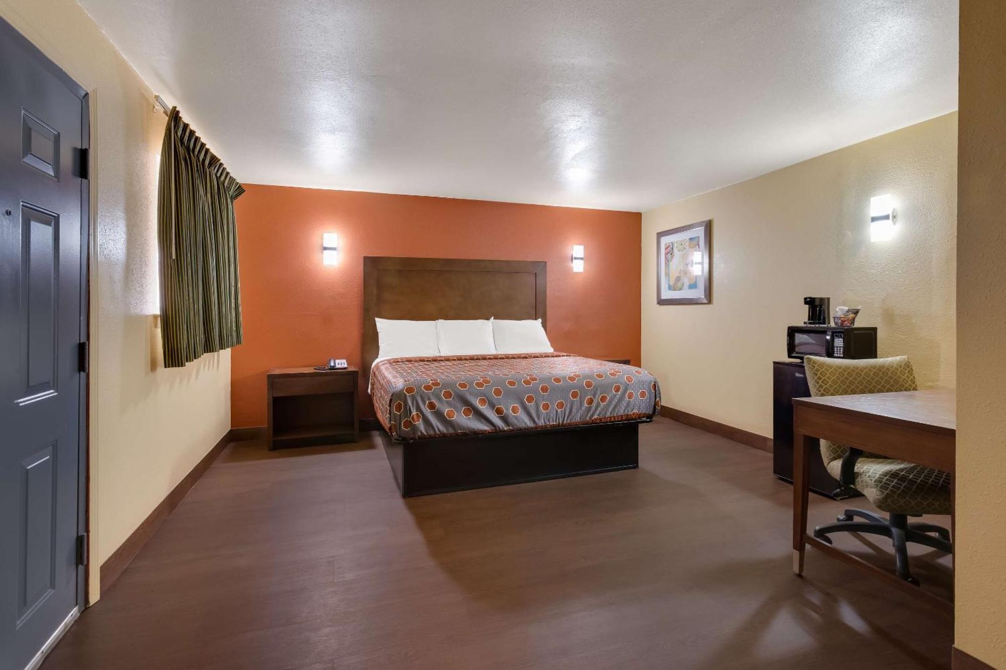 Rodeway Inn & Suites East New Orleans Ngoại thất bức ảnh